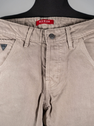 Beżowe jeansy Guess r. 44