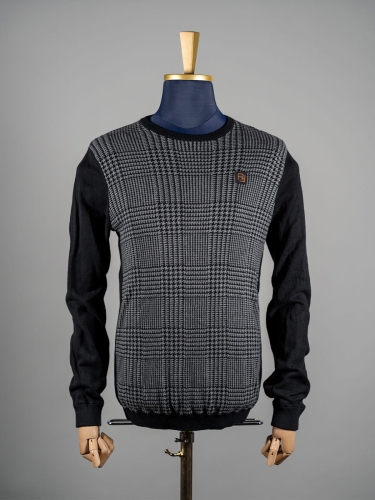 Czarny crewneck z bawełny w pepitkę Refill r. M