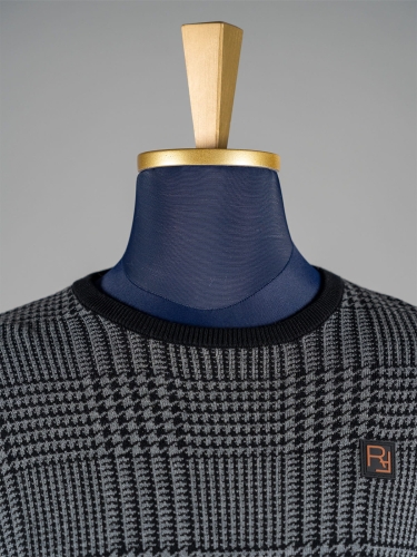 Czarny crewneck z bawełny w pepitkę Refill r. M