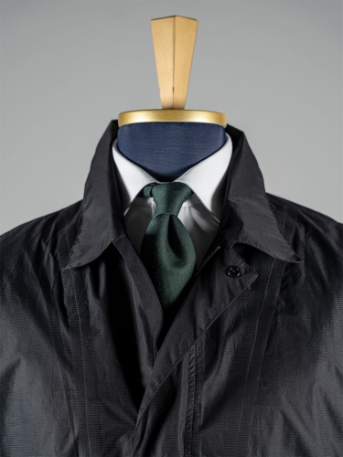 Czarny wododporny mackintosh H&M r. XL / XXL