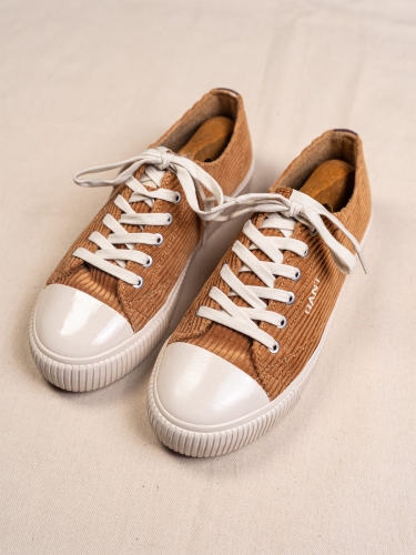 SD64_buty_30.jpg