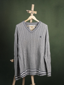 McNeal szary sweter męski z warkoczowym splotem i naszywką r. XXL