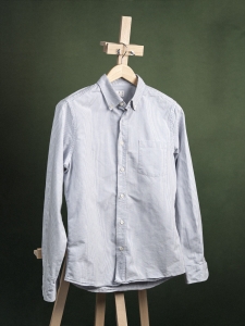 Asket biała koszula męska OCBD w błękitny prążek z kieszonką r. M