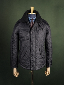 Esprit czarna męska kurtka pikowana ze sztruksowym kołnierzem r. M