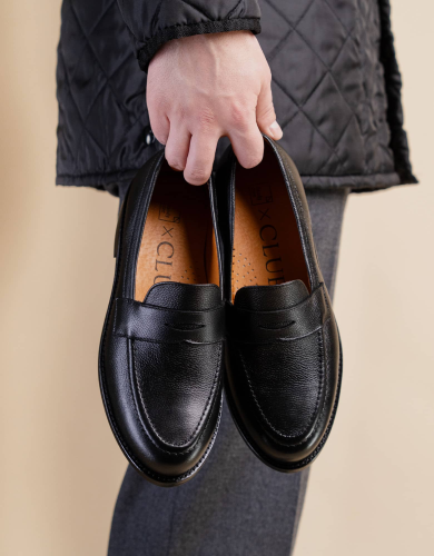 DCxClue_loafer_czern_3.png